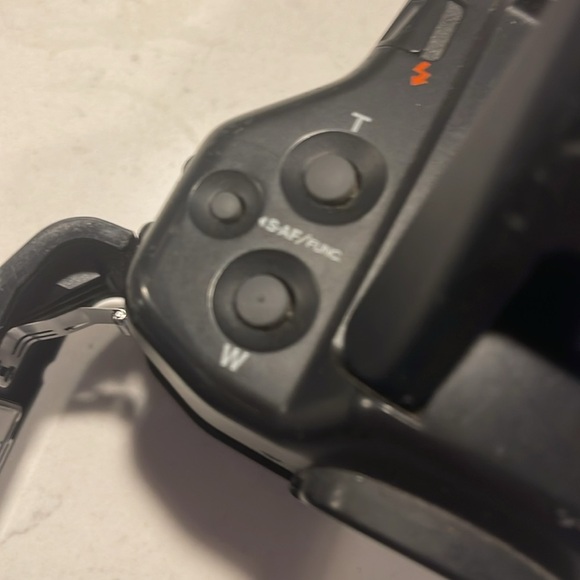 Chinon Genesis III Macro Zoom Lens 38-110mm Automatic Point and Shoot Ca… - Picture 11 of 11